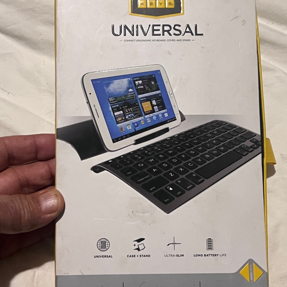 New Zagg Zaggkeys Universal Bluetooth Keyboard&Stand For All Bluetooth Devices